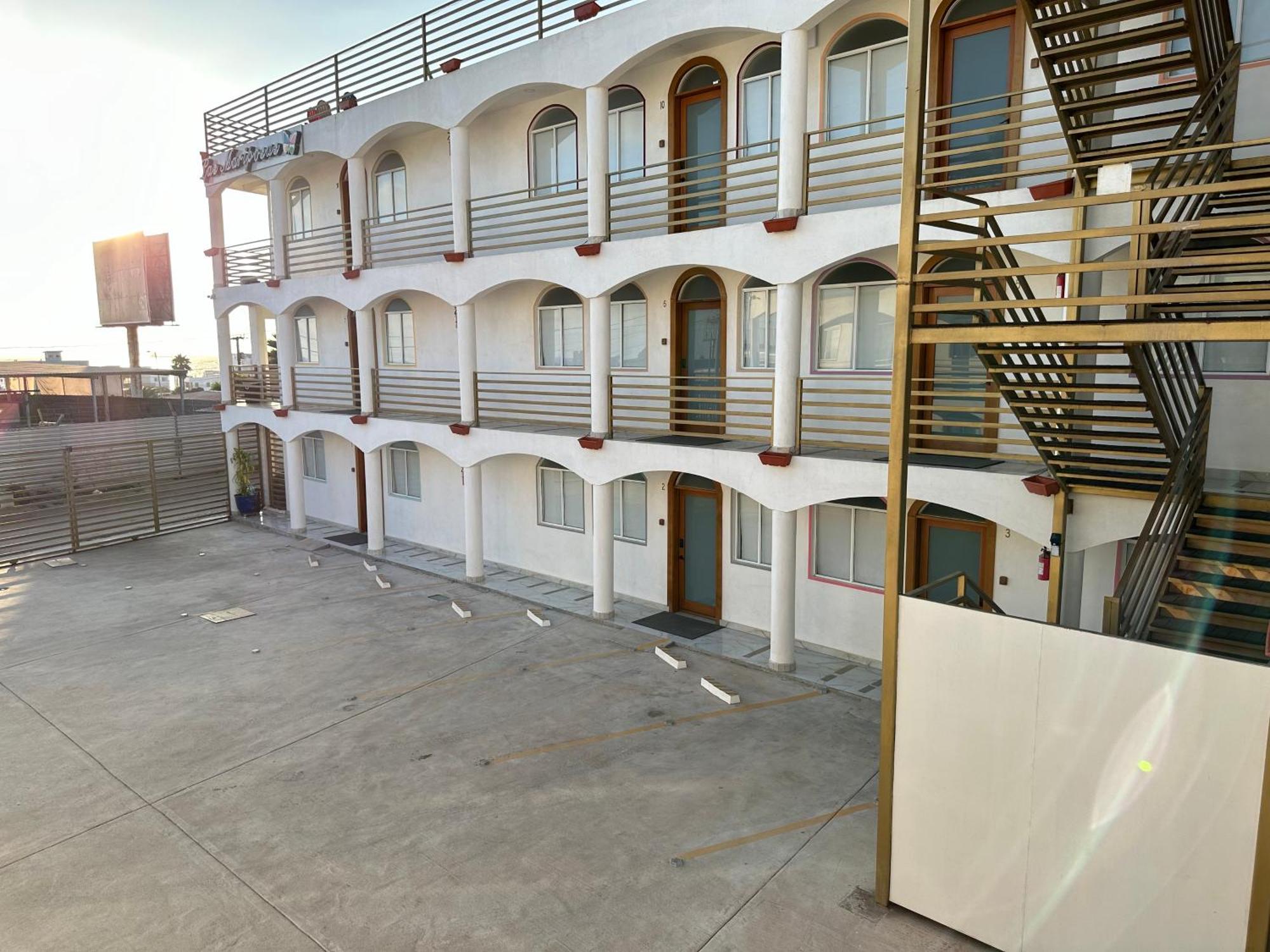 Las Mariposas Mini Suites Rosarito Luaran gambar